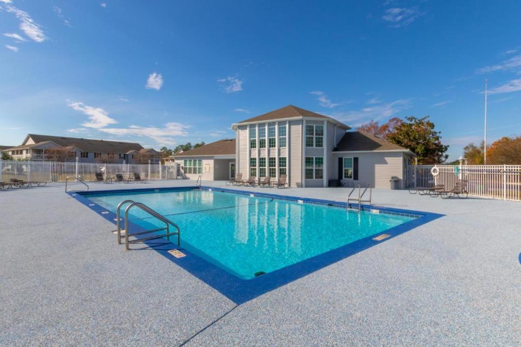 3Br/2Ba Full Condo W/ Pool & Gym, Sleeps 7 Gulf Shores Exterior photo